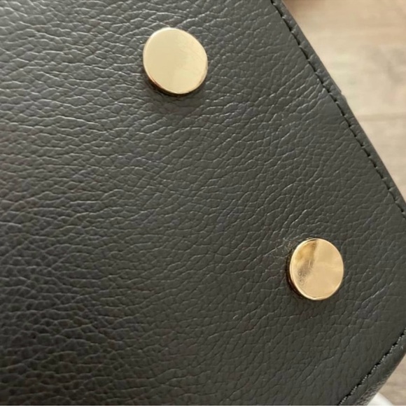 Sienna Leather Hobo Diaper Bag (gold hardware) dead stock - Picture 8 of 9